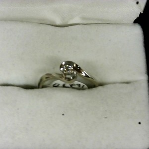  14 kt  diamond ring