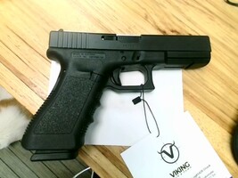 Glock Pistol Semi-Automatic 9mm Cal. 17