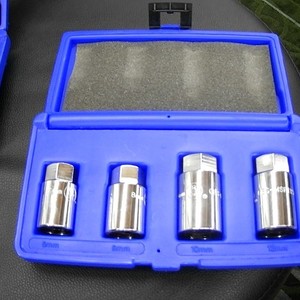 Cornwell 4 pc stud remover
