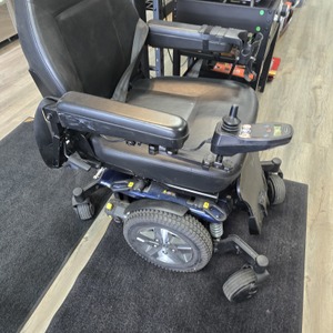Quintum Electric chair works perfect 