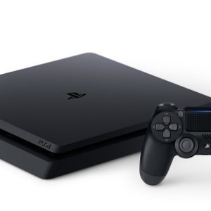 Sony PS4 Console complete