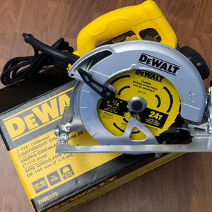 Dewalt DWE575 Circular saw 