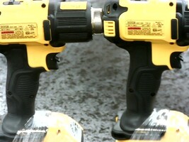 Dewalt DCE530 Includes battery