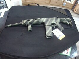 Smith & Wesson Rifle Semi-Automatic .223 5.56 Cal. M&R 15