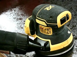Dewalt DCW210