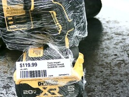Dewalt DCF809 with 20 Volt battery and charger