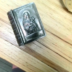 Religion  Box Made in Germany