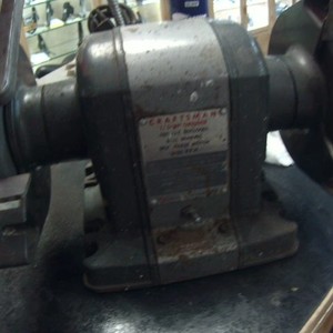 Crafsman  Bench Grinder old but work better than most new ones
