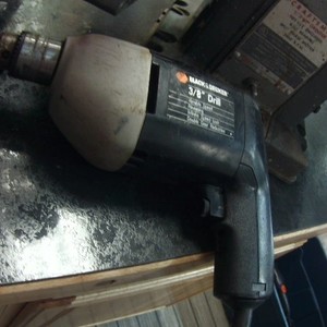 B & D 3/8 Elec Drill