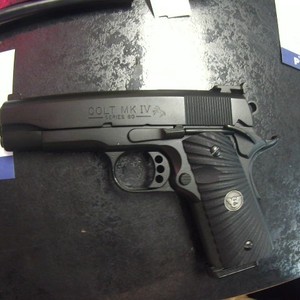 Colt Light Weight Commander