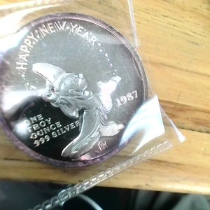 Mickey 1987 1 Oz Silver coin 1987