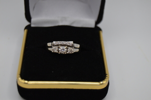 14kt White Gold Engagemend/Wedding set.  $999.00