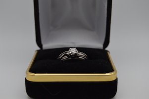  14 kt Solid Gold Diamond Engagement set 