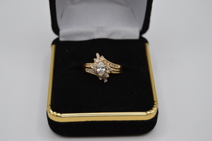 14kt Yellow Gold Diamond Ring.  1/2ct Center Marquee approx 1ct TDW ONLY 899.99